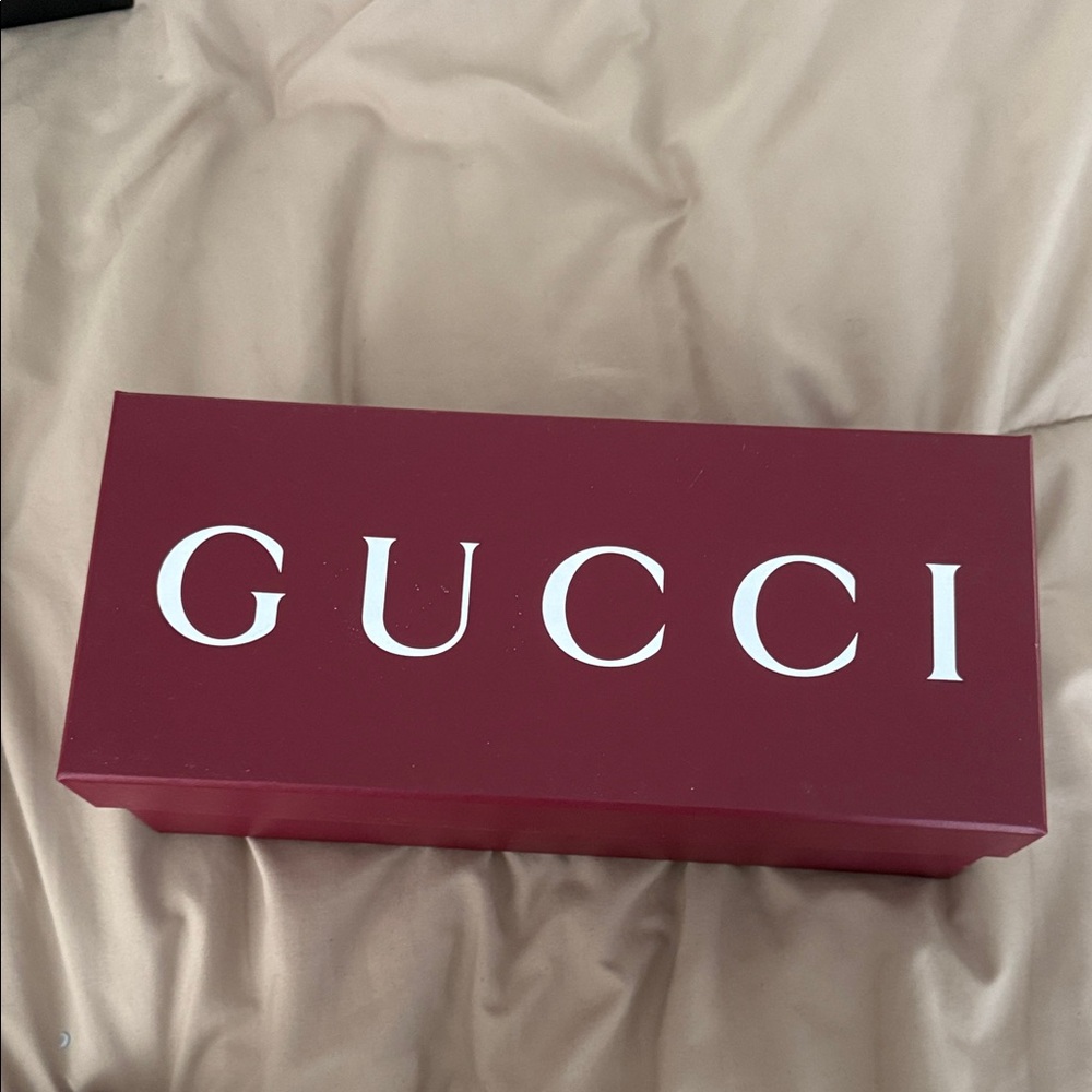 Gucci Maroon Gift Box with sack